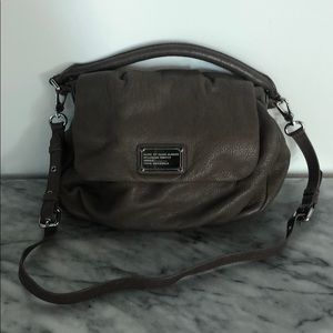 Marc Jacobs Grey leather cross body bag w/ handle